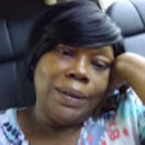 Meet your Posher, Saundra